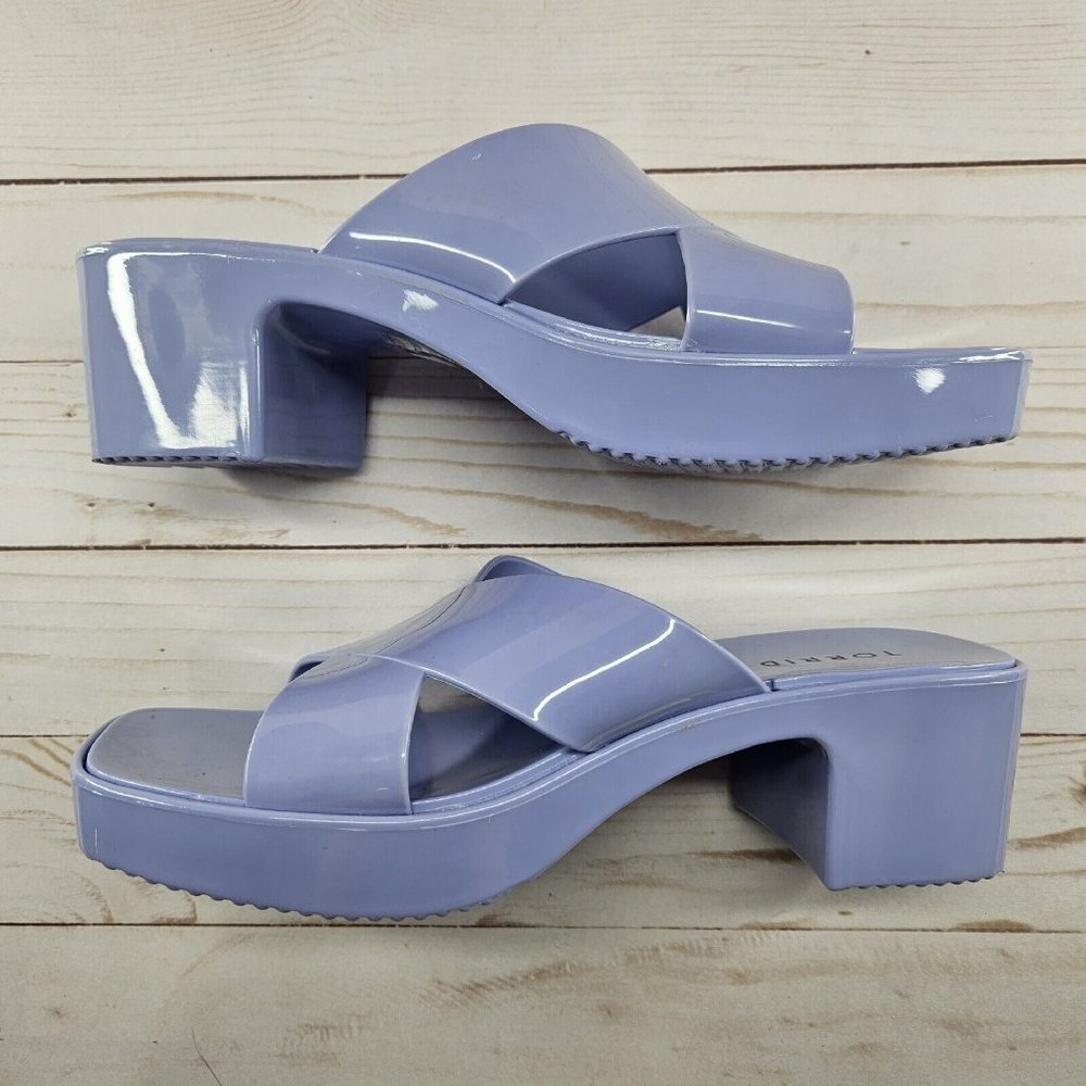 Torrid Womens Periwinkle Blue Y2K Chunky Heel Jelly Criss Cross Heel Sandals 8WW - Picture 9 of 16